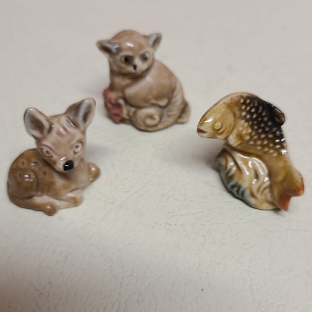 Set of 3 vintage Wade Red Rose tea figurines